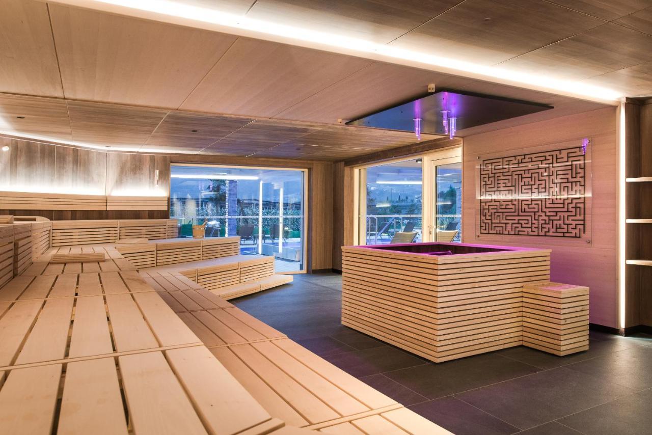 Weinegg Wellviva Resort أبيانو سولاّ ستراذا المظهر الخارجي الصورة