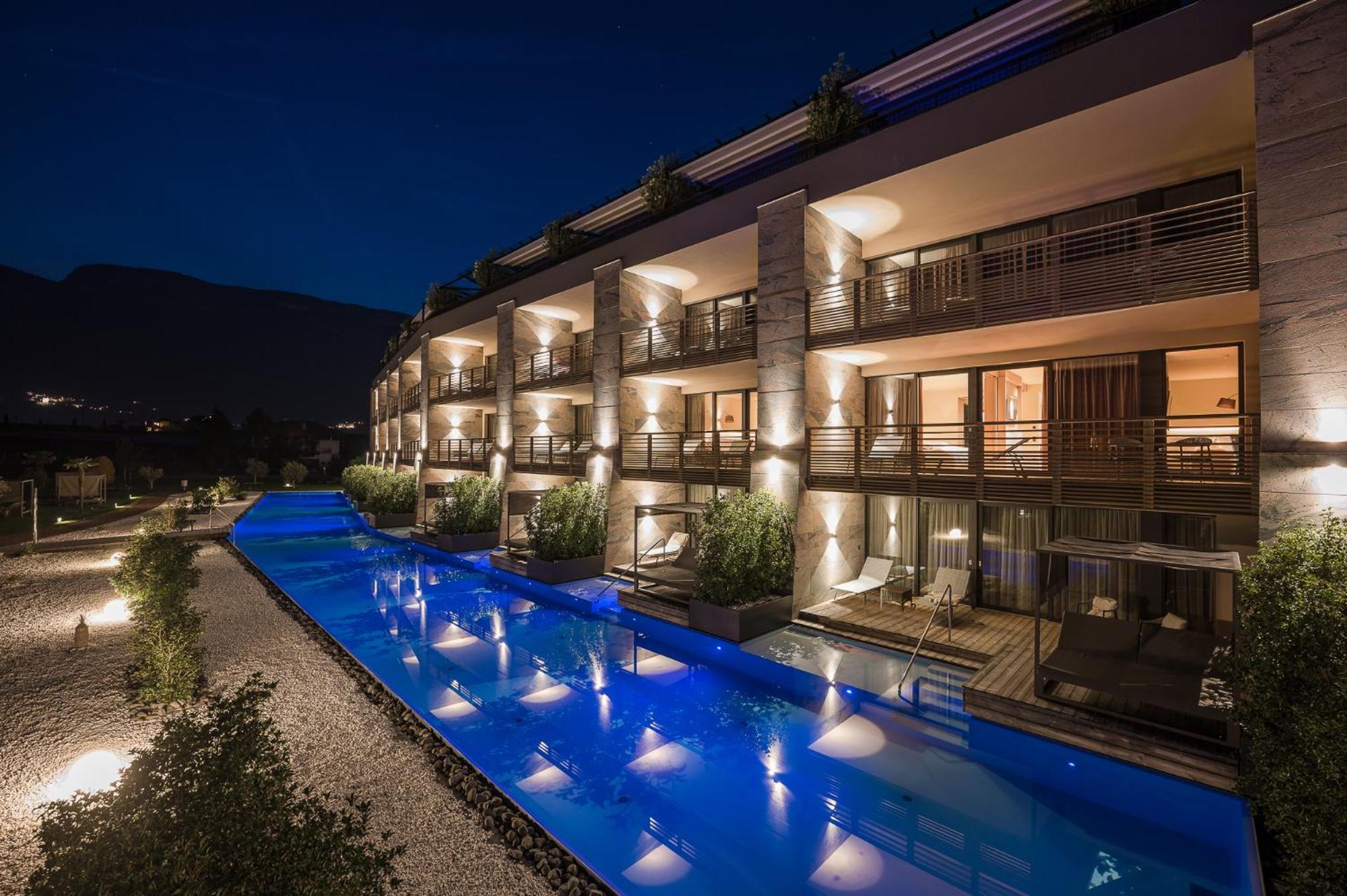 Weinegg Wellviva Resort أبيانو سولاّ ستراذا المظهر الخارجي الصورة