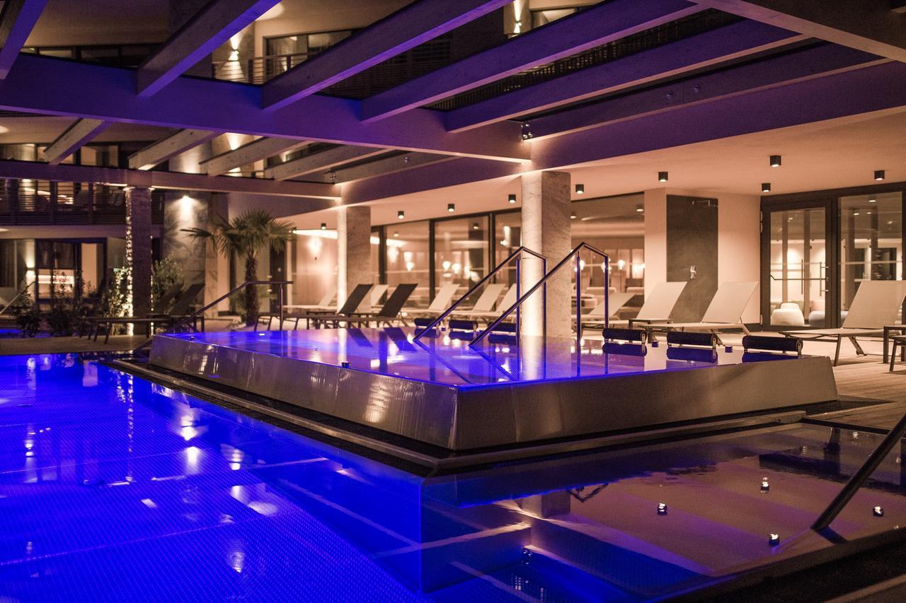 Weinegg Wellviva Resort أبيانو سولاّ ستراذا المظهر الخارجي الصورة